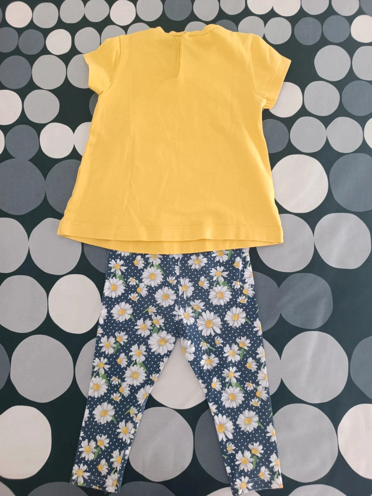 Ensemble t-shirt + leggings Mayoral 12 mois - Marguerites & Soleil 💋 – photo 3